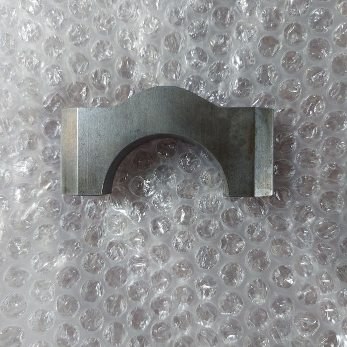 lakopan cap kruk as blok daihatsu xenia 1.3