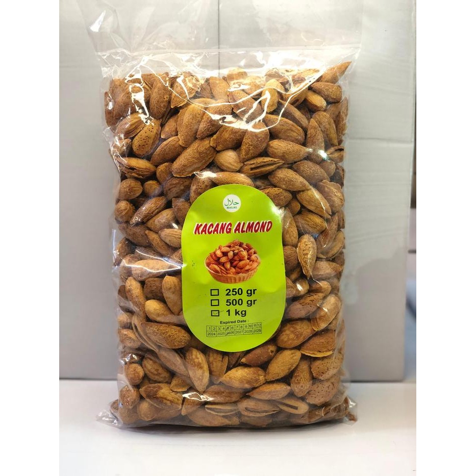 

BARANG TERLARIS kacang Almond Kulit Gurih Kemasan 1kg
