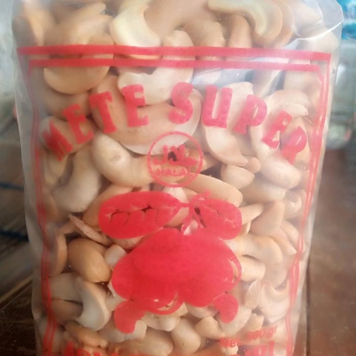 

BARANG TERLARIS Kacang Mete belah goreng 500 gram asin bawang Snacks Food