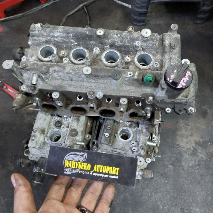 cylinder head selinder head deksel cylinder kop xenia 1.3 vvti 1300