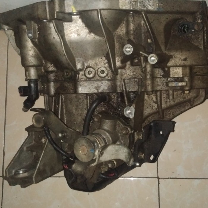 gearbox suzuki ertiga 2014