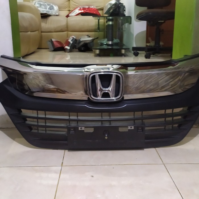 Grill depan Honda HRV facelift + bumper depan
