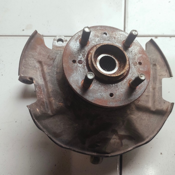 knuckle kanan Honda Mobilio non abs