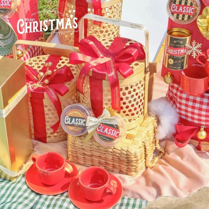 

PROMO !!! SALE TERLARIS BLESSINGS CHRISTMAS HAMPERS PARCEL NATAL UNIK MURAH JAKARTA TANGERANG READY