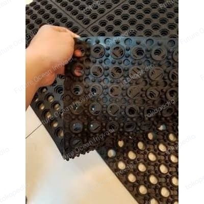 karet lantai kamar mandi ( karet anti Slip )