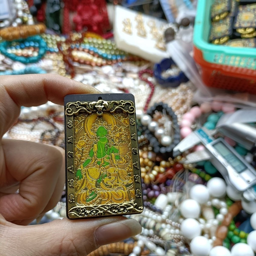 Liontin Tara Hijau Thangka