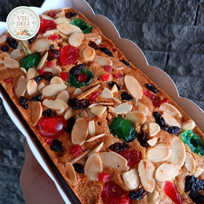 

English Fruit Cake (Kue Tradisional Inggris)