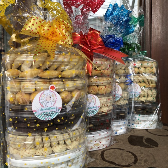 

New! parsel kue kering parsel lebaran cookies sembako hampers ina cookies - Special Idul Fitri