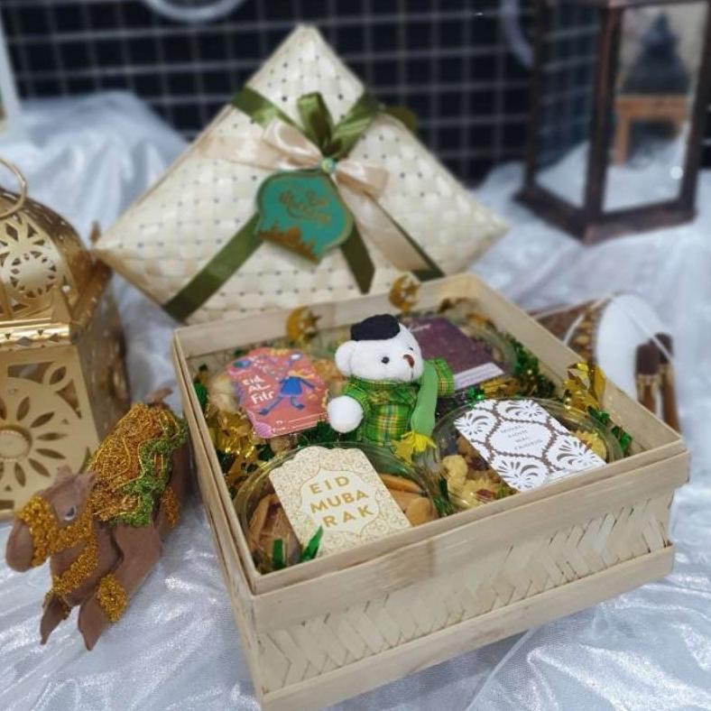 

Paket Box Hampers Lebaran Kue Kering Toples Murah 53