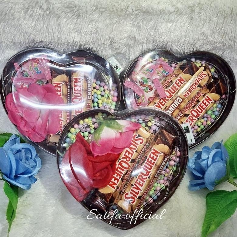 

BISA COD Hadiah Unik Coklat Love Silverqueen Chunky Bar / Valentine Gift Hadiah Ulang Tahun / Hampers Wisuda m-4