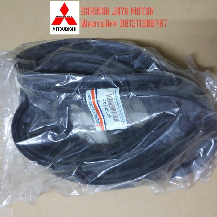 karet puntu bagasi Mitsubishi kuda grandia asli