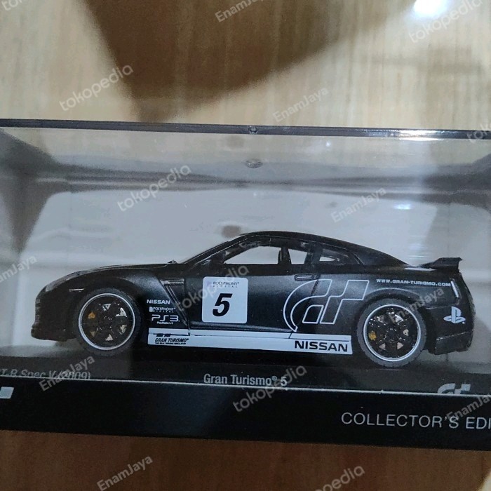 Kyosho 1:43 2009 Nissan GT-R Spec V Gran Turismo Collector Edition