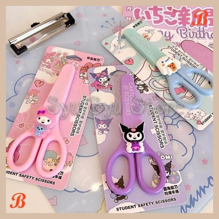 

| KK | GUNTING KERTAS DENGAN TUTUP KUROMI MY MELODY CINNAMOROLL