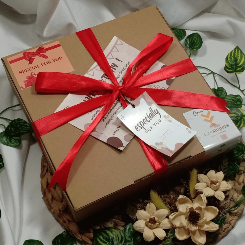 

ORIGINAL KADO VALENTINE CEWEK ROMANTIS | GEBETAN | PACAR | ULANG TAHUN | KADO COKLAT ROMANTIS | COKLAT BOX PREMIUM un-123