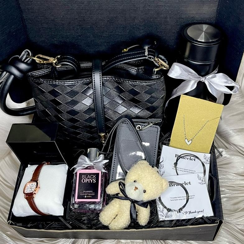 COD GIFTBOX HAMPERS KADO HADIAH ULANG TAHUN CEWEK WISUDA GRADUATION sd-5