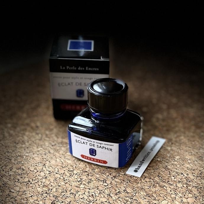 

HERBIN 'D' WRITING AND DRAWING FOUNTAIN PEN INK 30ML (1)