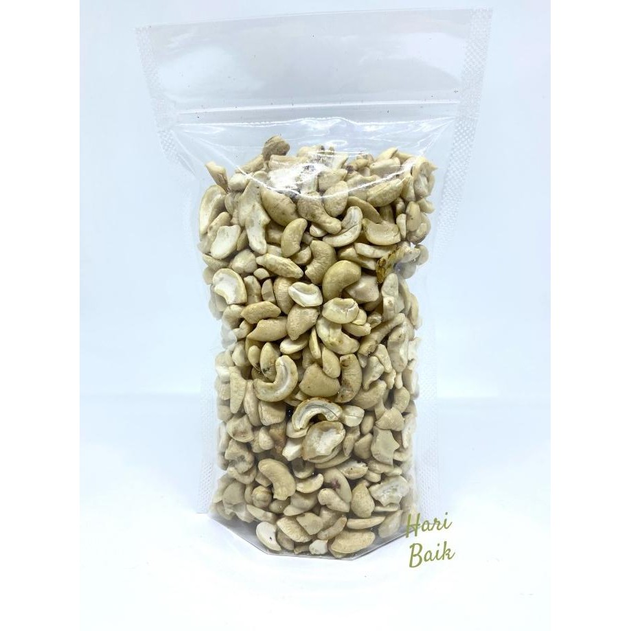 

KACANG MEDE HANCUR MENTAH 1/2KG