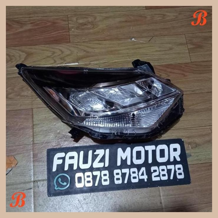 | SN | HEADLAMP LAMPU DEPAN CALYA SIGRA /BLACK CHROM 2022 2023 ORI- KANAN