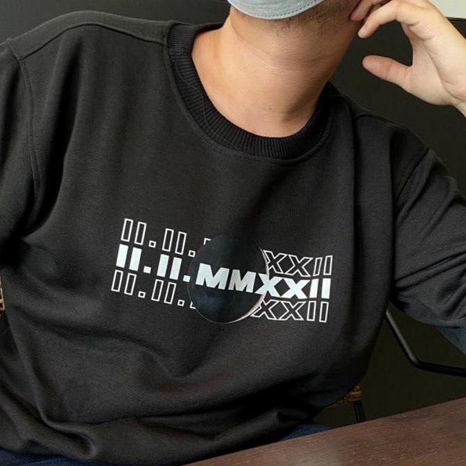 Grosir Sweater & Hoodie Moonphase Custom Couple Cowok Hitam Fleece Pasangan Jaket Polos Keren Tebal