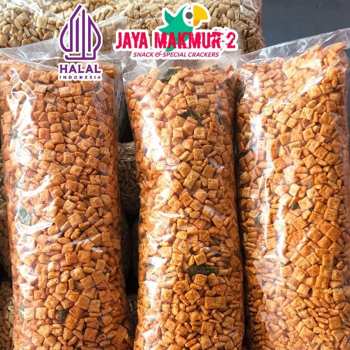 

Kerupuk Kotak Pedas Daun Jeruk 1Ball Besar Snack Food Barokah