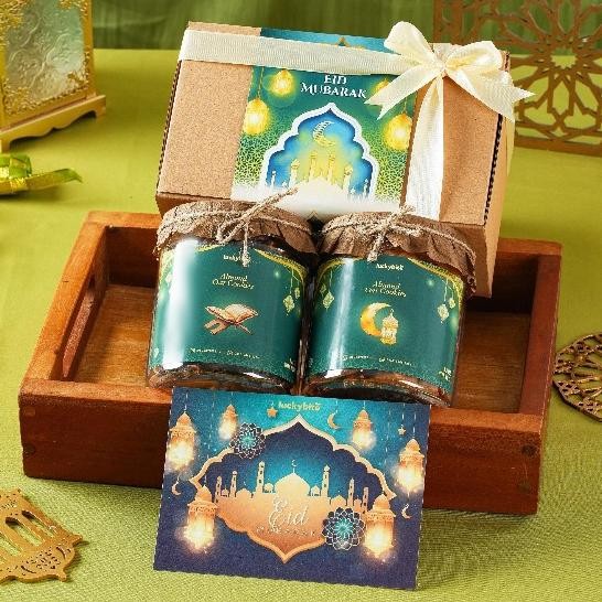 

Hampers Lebaran Idul Fitri / Parcel Lebaran (Ramadhan) / Eid Hampers - Cookies 2 Jar + KARTU + PITA | LUCKYBITE