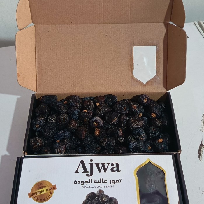 

kurma ajwa madinah