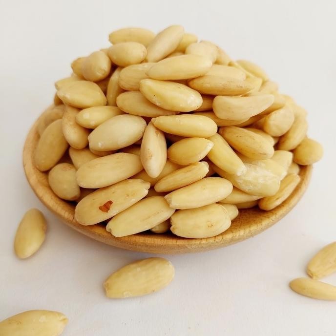 

ROASTED ALMOND BLANCED 250GRAM / ALMOND UTUH PANGGANG TANPA KULIT