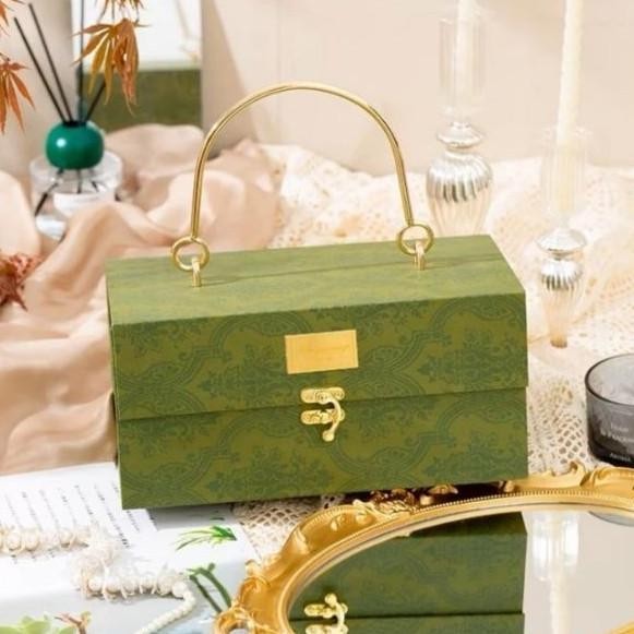 

New! Hampers Lebaran Idul Fitri Kotak Cookies Kotak Kue Kering Goodie Bag - Hardbox 1 Lebaran