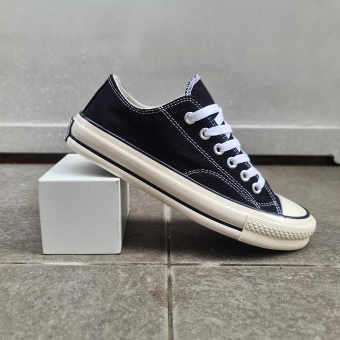 SEPATU CONVERSE 70S LOW HITAM PUTIH GLOSSY GRADE ORIGINAL Terlaris