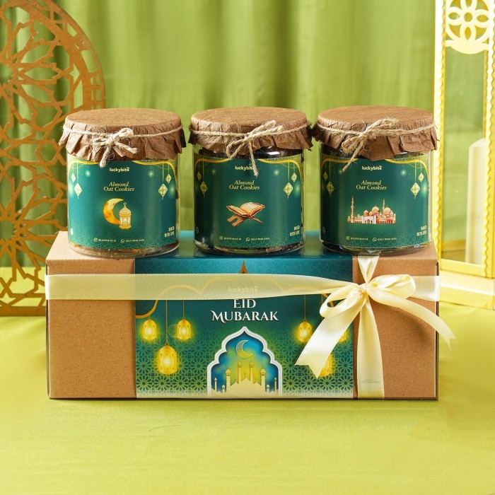 

HAMPERS LEBARAN IDUL FITRI / PARCEL LEBARAN (RAMADHAN) - COOKIES 3 JAR