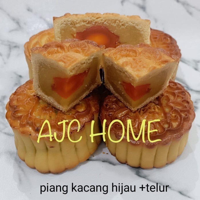 

MOONCAKE LIAN FAT KCG HIJAU TELUR ASIN MOON CAKE TAUSA HIJAU TELUR