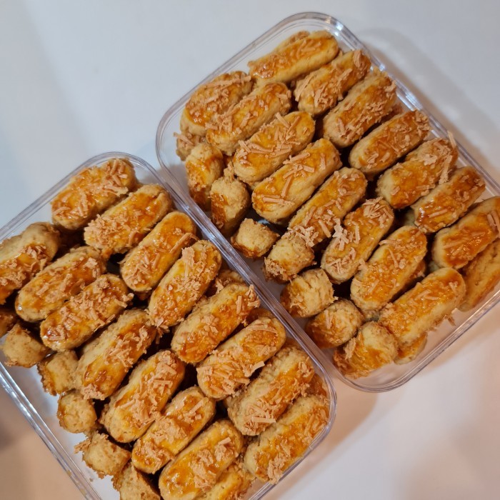 

KASTENGEL FULL KEJU EDAM PREMIUM FULL WISMAN - GURIH, RENYAH & WANGI