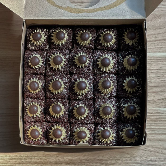 

MOCHA COKLAT MINI 25PCS