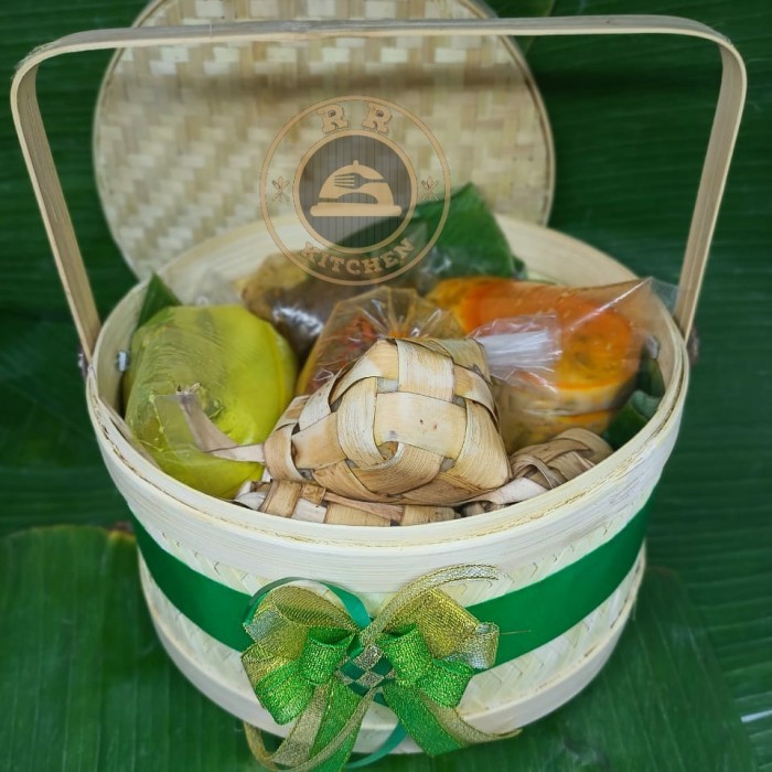 

HAMPERS KETUPAT LEBARAN / PAKET KETUPAT / HAMPERS IDUL FITRI