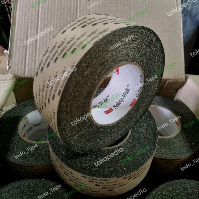

3M SAFETY WALK TAPE ANTI SLIP HITAM
