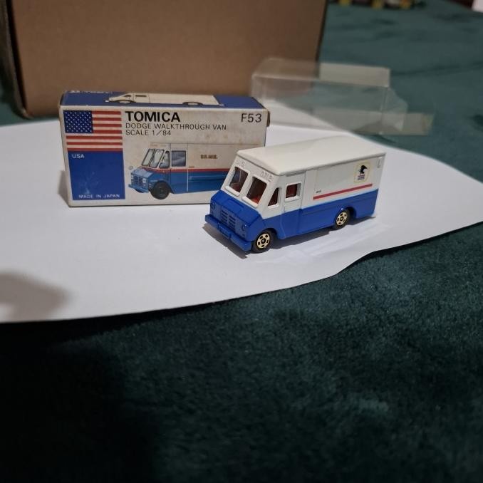 Tomica Foreign F53 Dodge Walkthrough Van Skala 64