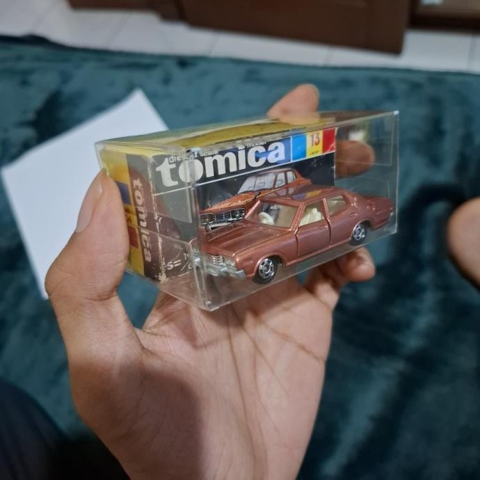 Tomica Black Box 13 Nissan Cedric 2800sgl Skala 65 Made In Japan