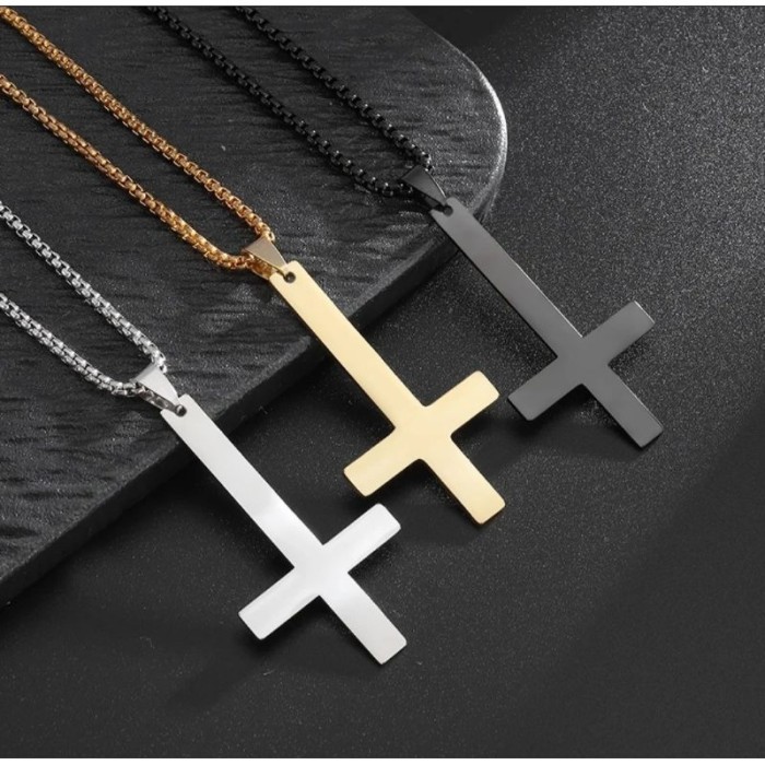 TERBAIK KALUNG RANTAI TITANIUM PRIA LIONTIN SALIB SILVER TERBALIK