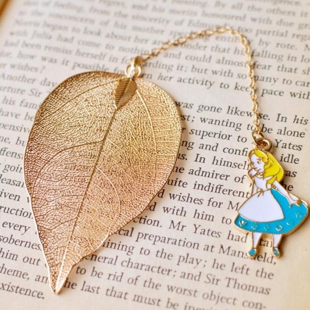 

Pembata Buu Bentu Daun Ema