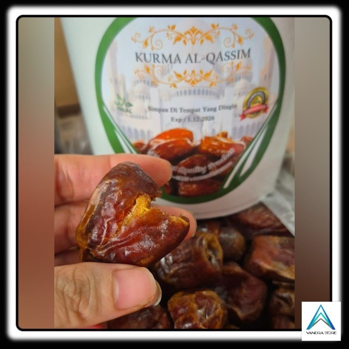 

Kurma Al Qaseem Kemasan 500 Gram/Ember Semarang