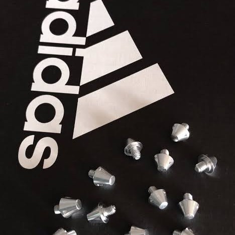 [Spesial Ramadhan Big Sale] 4D1D4S Replacement Soft Grounds (Sg) Studs. Pul Sepatu Bola Asli Best