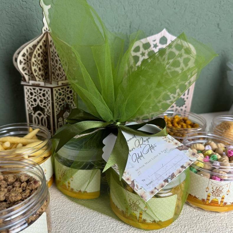 

Of14 HAMPERS LEBARAN HUMAIRA HAMPERS RAMADAN PREMIUM SNACK IDUL FITRI ISI 2 TOPLES 400ML HAMPERS CEMILAN KERING HAMPERS EID MUBARAK HAMPERS LEBARAN RAMADHAN Terlaris