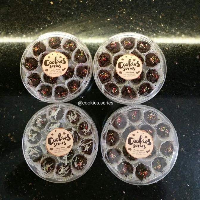 

Terbaru Cornflakes Cornflake Cookies Kue Kering Coklat Keju Enak Premium Limited Edition