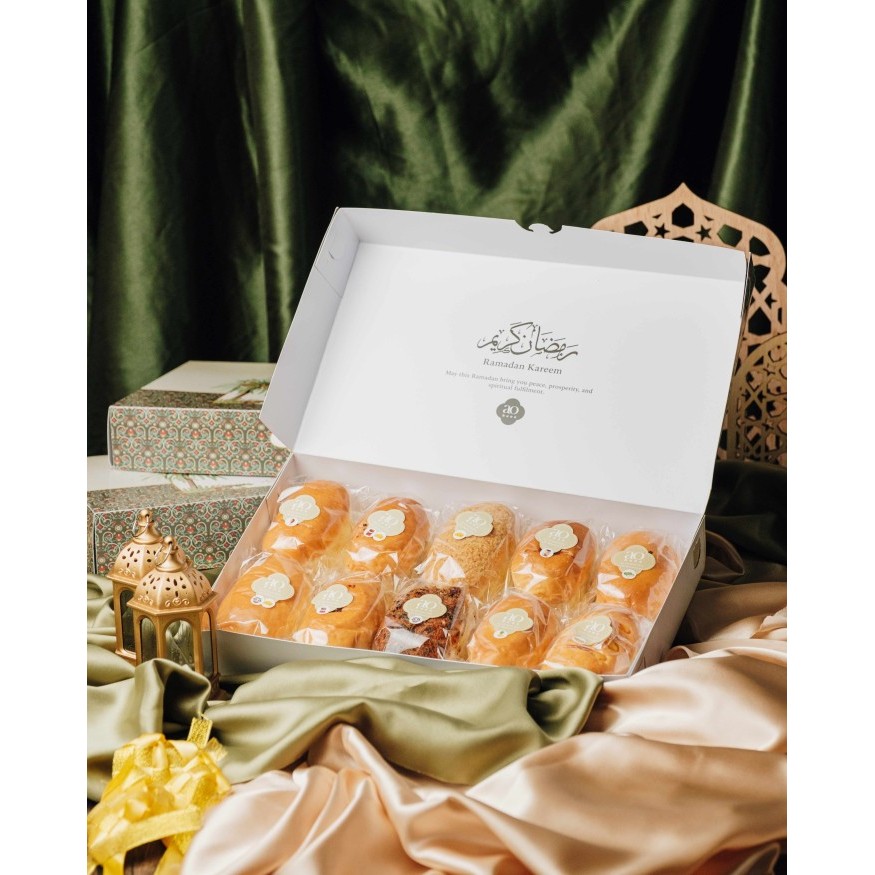 

Hampers lebaran aobuns ( 10pcs classic buns)