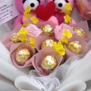 

Buket bucket coklat ferrero bunga boneka hadiah ulangtahun kado Terlaris
