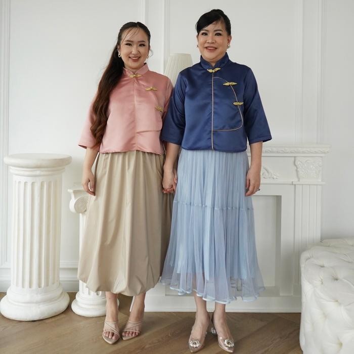 (Victoria Wear House) Kayla Qibao Top Baju Atasan Kerah Cheongsam Qibao Bahan Satin Pakaian Wanita