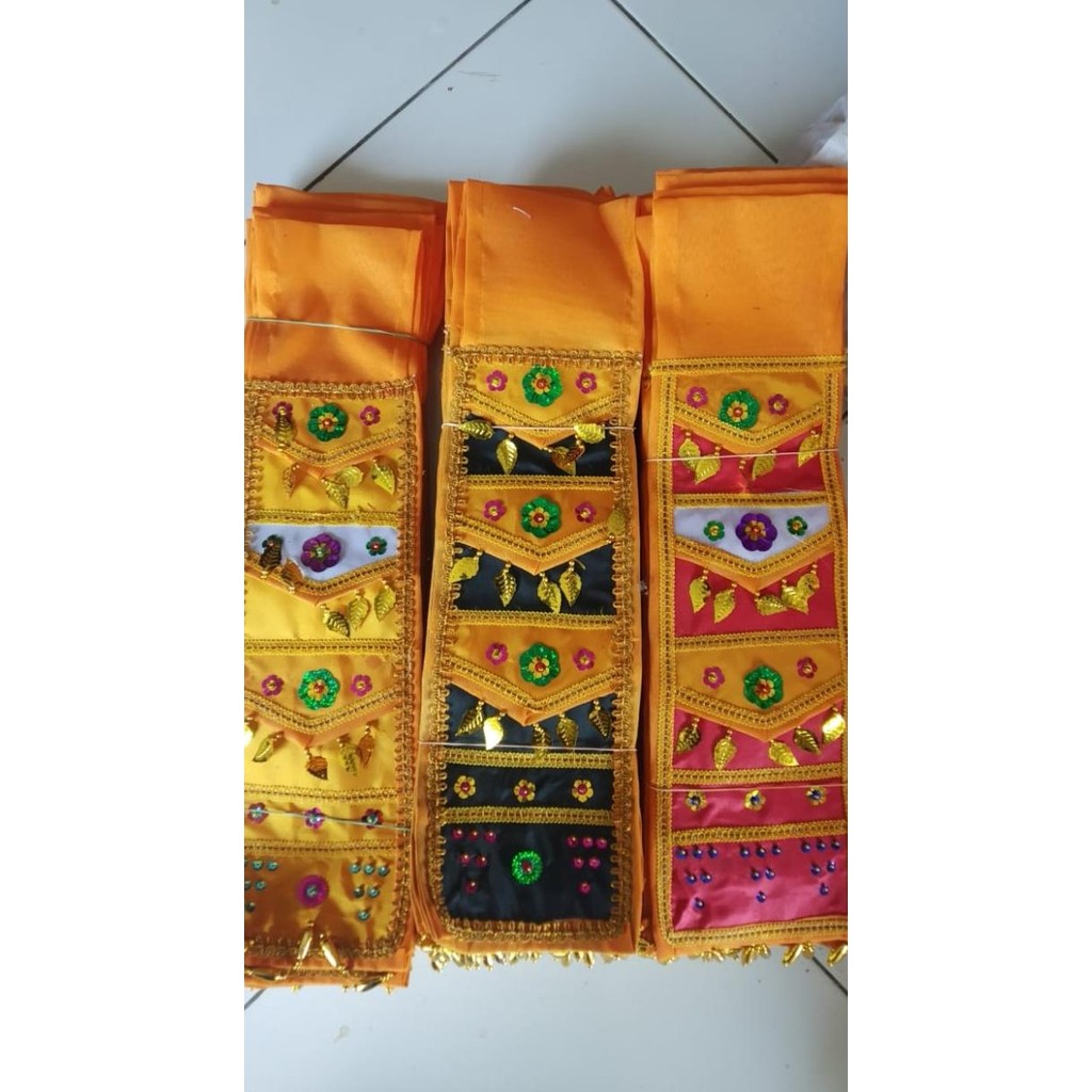 

~^~^~^] Dekorasi Hiasan Lamak kain kombinasi mote daun