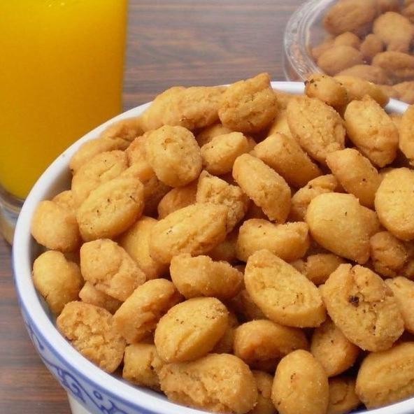 

Terlaris Kue Kering "Kue Biji Ketapang" Renyah Cemilan Hampers Terbaik