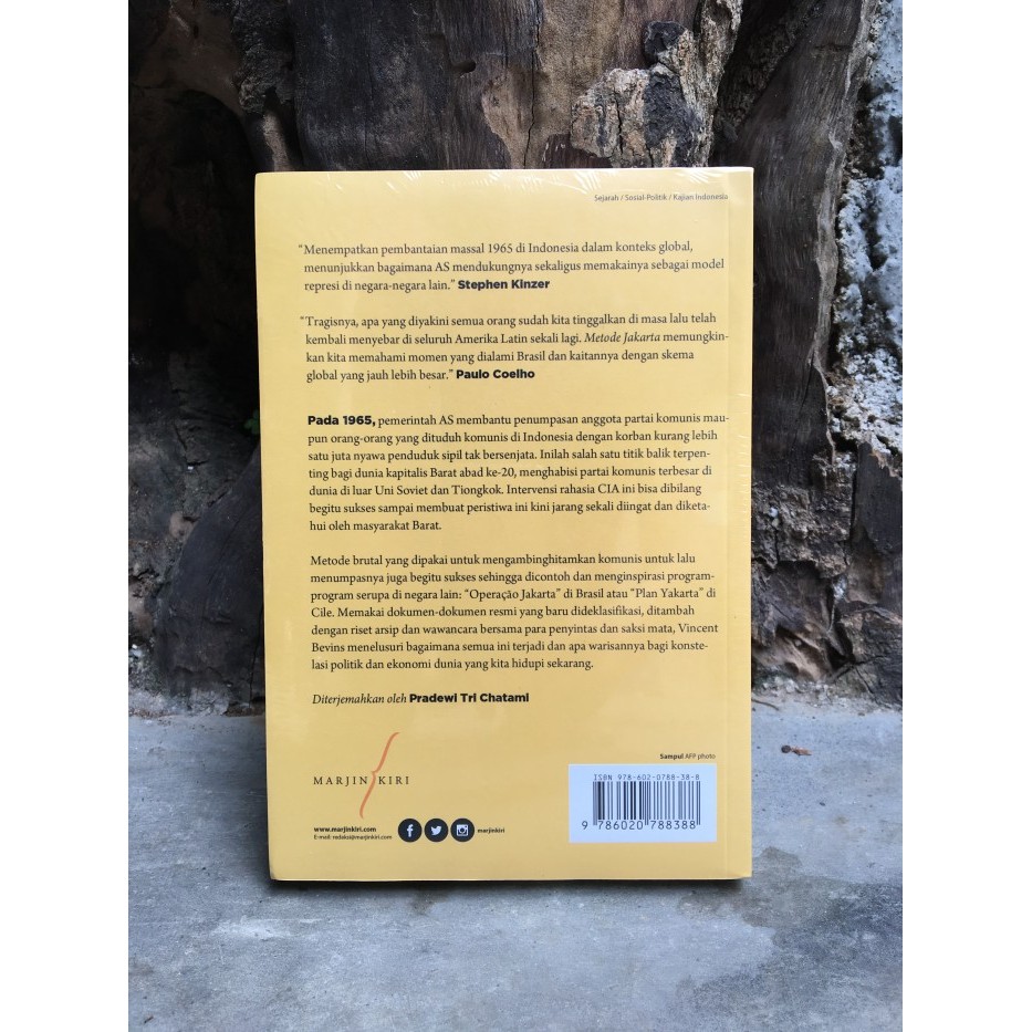 BARANG TERLARIS Metode Jakarta - Vincent Bevins - Buku Sejarah