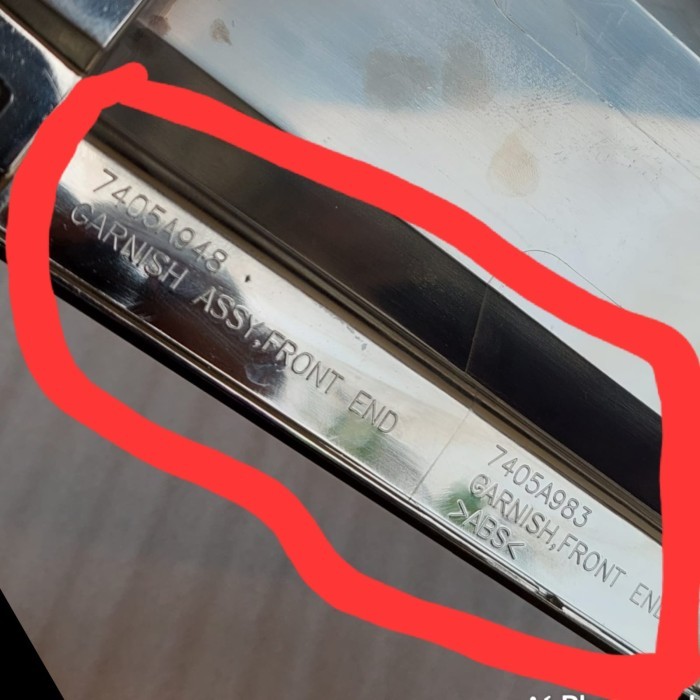 GRILL DEPAN MITSUBISHI L300 ORIGINAL